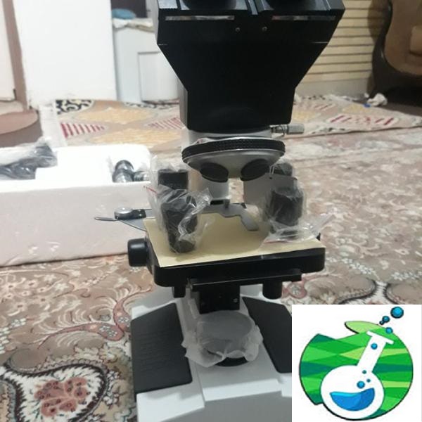 میکروسکوپ حرفه ای آزمایشگاهی 