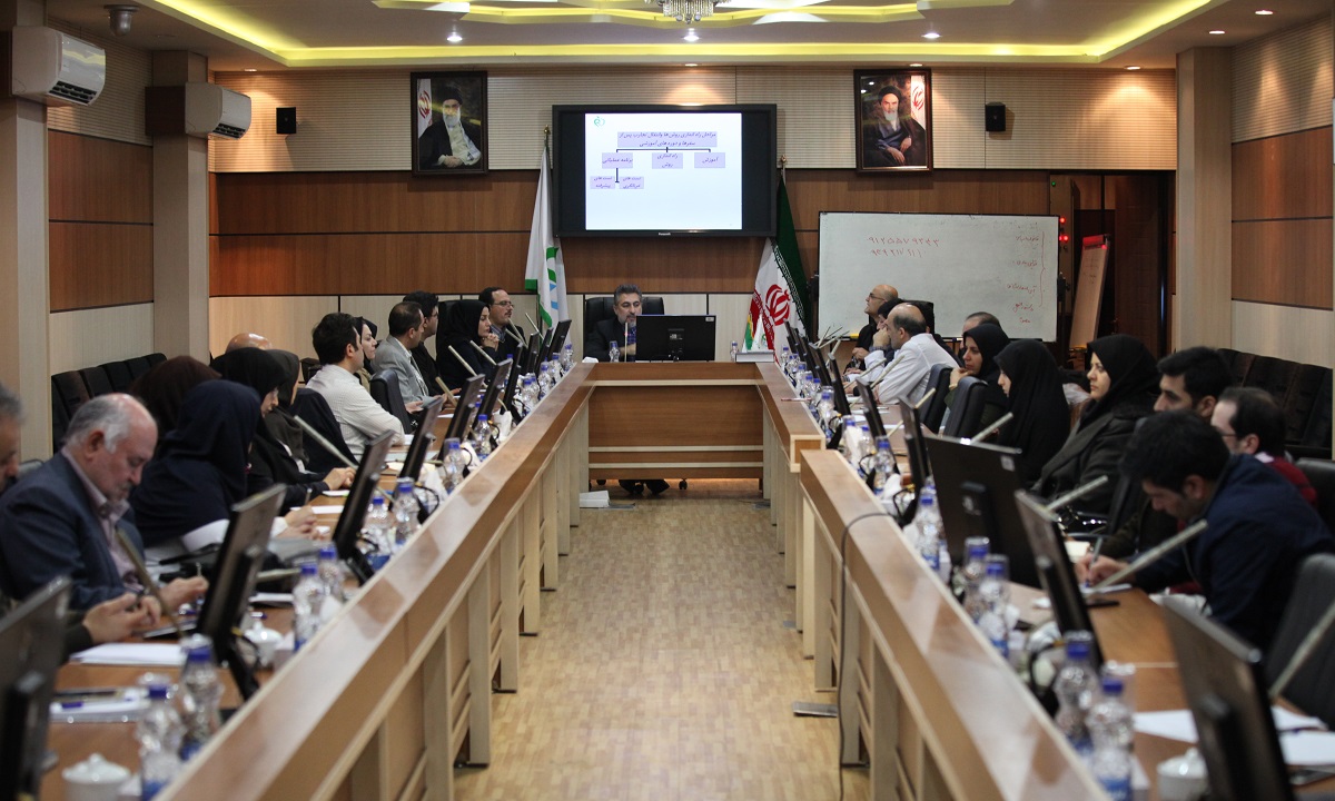 نخستین جلسه هم انديشی كميته های تخصصی برنامه جامع سلامت غذا برگزار شد/بررسی تست های سریع در سطح عرضه