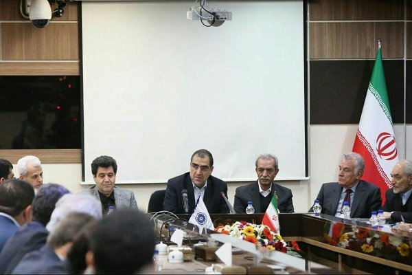 صنعت داروسازی ما بازاریابی بلد نیست/مکانیزم واردات روغن پالم