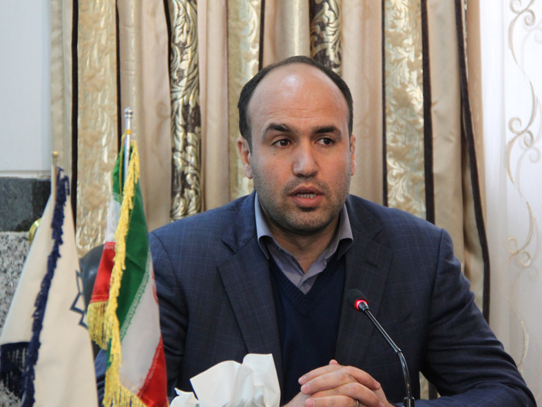 مردم کرمانشاه سالانه 400 میلیارد تومان دارو و تجهیزات پزشکی مصرف می‌کنند