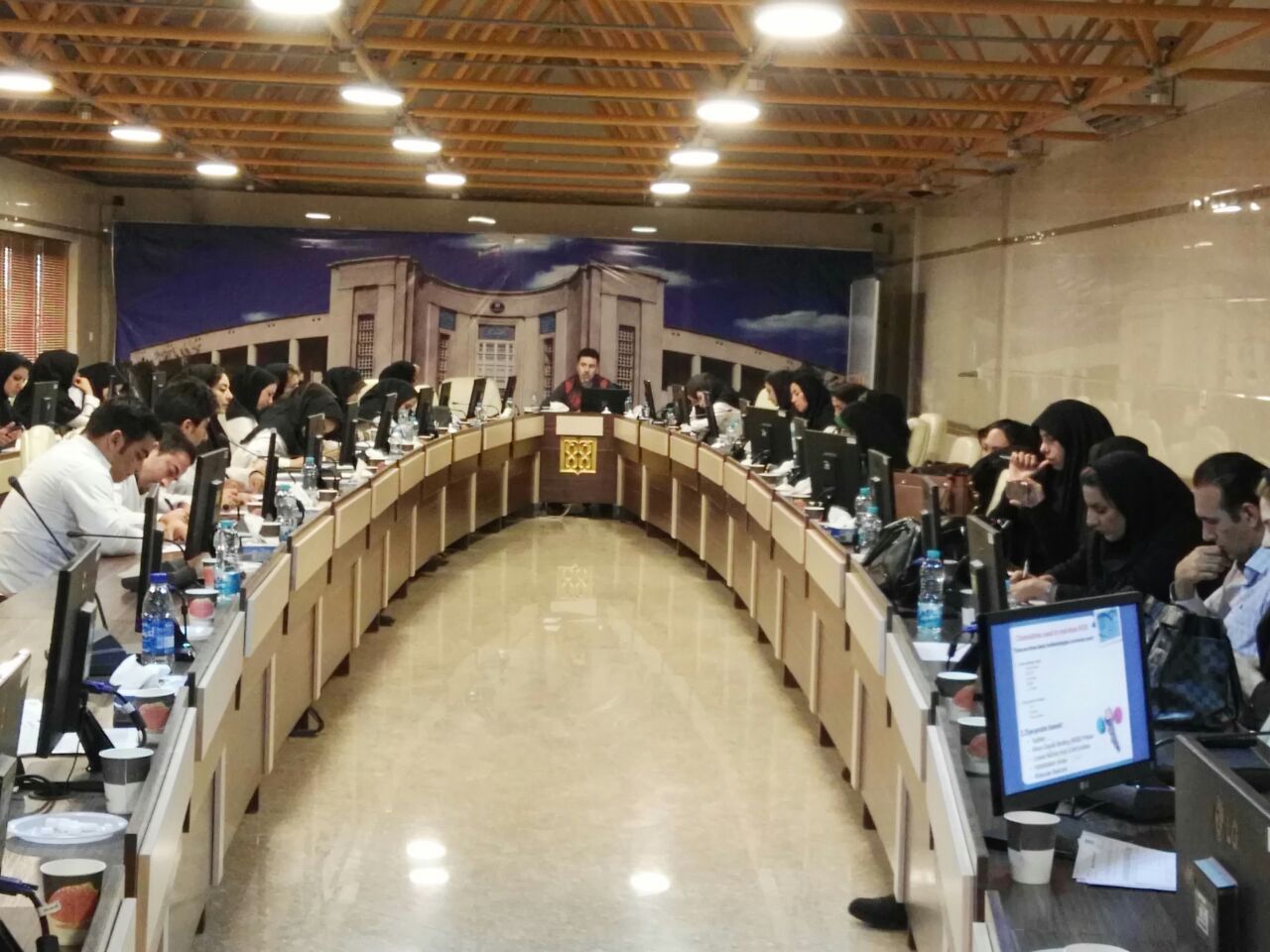 کارگاه اصول کار با دستگاه PCRبرگزار شد