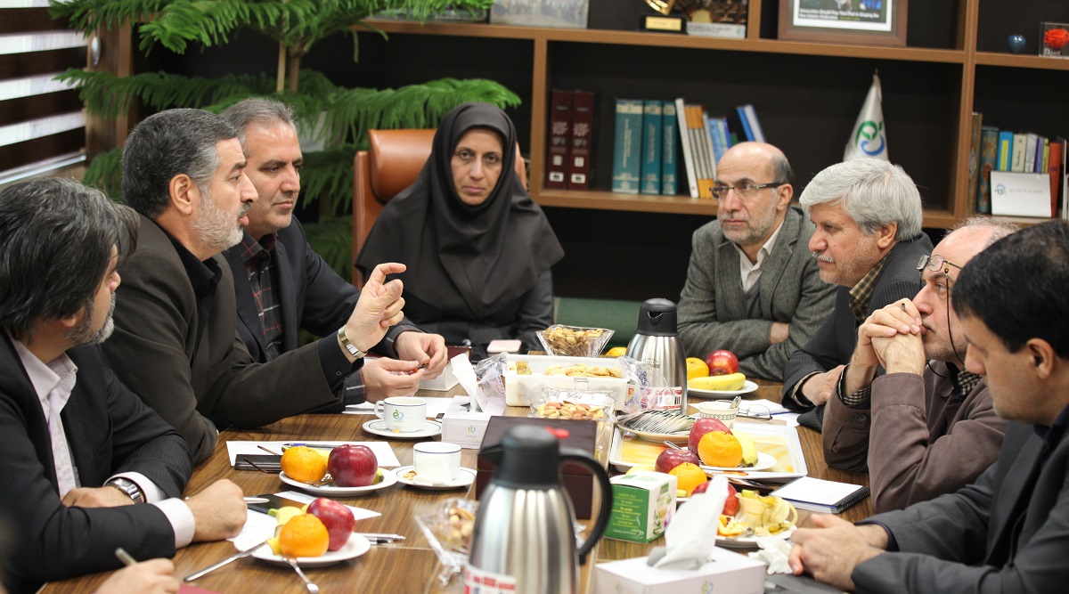 رفع مشکلات و اصلاح فرآیندها در راستای ارتقای خدمت رسانی به مردم/ بررسی تدوین اصلاحیه قانون سازمان غذا و دارو