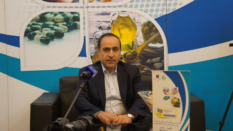 بازدید دبیر ستاد توسعه زیست فناوری ریاست جمهوری از غرفه اصیل بخریم